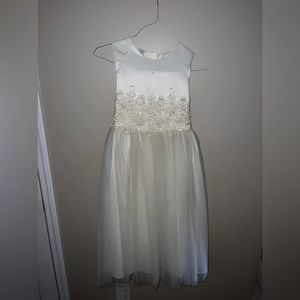 gorgeous lace, satin, and tulle dress for kids size 12